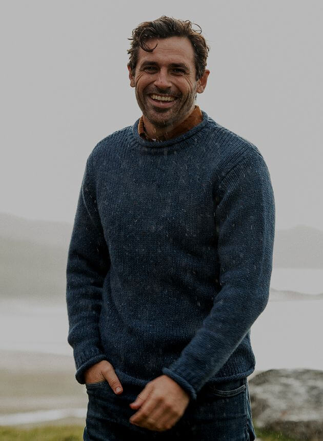 Irischer Tweedpullover mit kleinen Rollkragen blaumeliert XXL